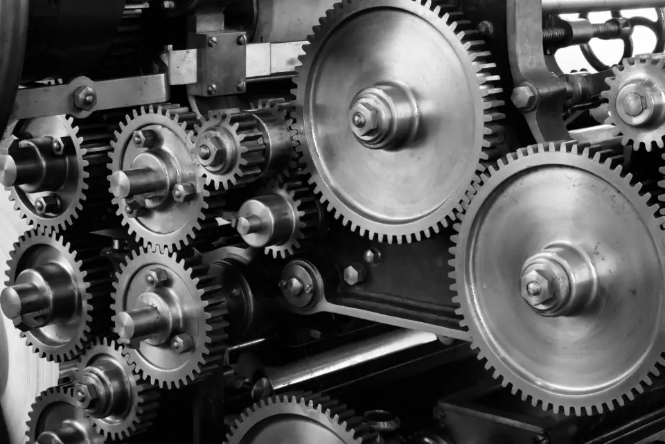 Engrenages d'une machine industrielle